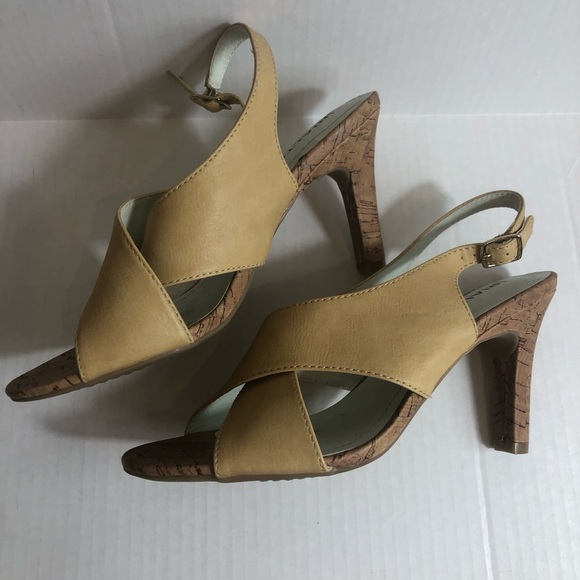 Rialto Slingback Open Toe Cork Front Heel Shoes  Tan Size 7M - Picture 7 of 8